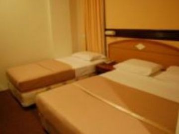 Madras Eminence Hotel Сингапур Екстериор снимка