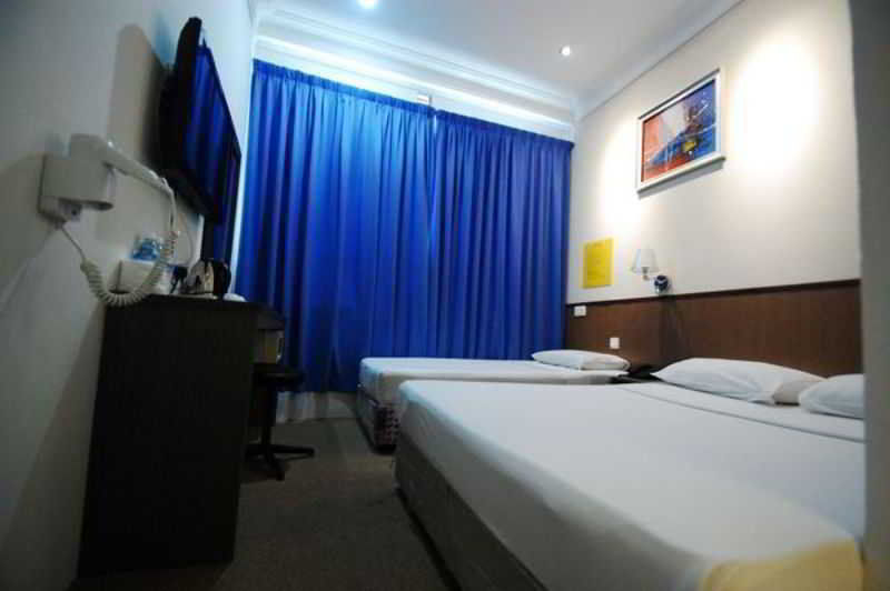 Madras Eminence Hotel Сингапур Екстериор снимка