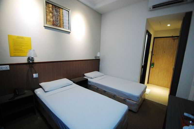 Madras Eminence Hotel Сингапур Екстериор снимка